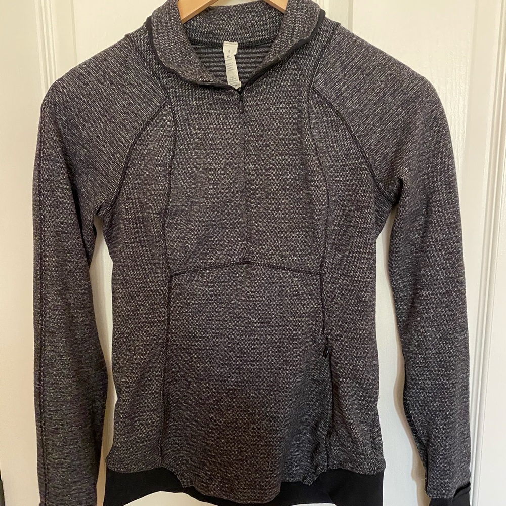 Lululemon half zip pullover size 4